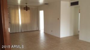 2546 E Devonshire Ave, Phoenix, AZ 85016 photo 4