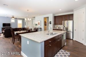 14 E Laurie Ln, Phoenix, AZ 85020 photo 2