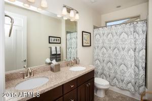 14 E Laurie Ln, Phoenix, AZ 85020 photo 24