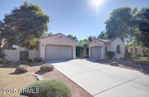 4245 S Summit St, Gilbert, AZ 85297 photo 2