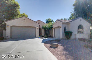 4245 S Summit St, Gilbert, AZ 85297 photo 1