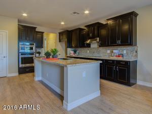 3933 E Strawberry Dr, Gilbert, AZ 85298 photo 11