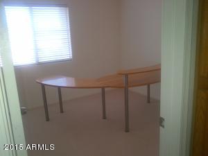 3927 E Kimberly Way, Phoenix, AZ 85050 photo 10