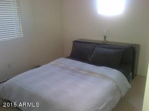3927 E Kimberly Way, Phoenix, AZ 85050 photo 9