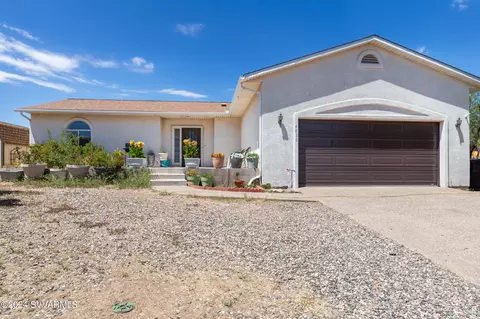 4630 E Caren Way Dr, Rimrock, AZ 86335