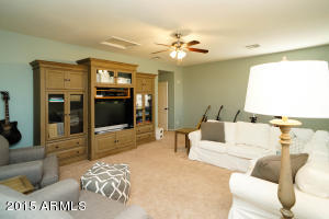 899 E Oakland St, Gilbert, AZ 85295 photo 4