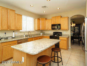 899 E Oakland St, Gilbert, AZ 85295 photo 14