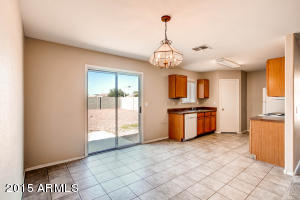 2016 S 71st Dr, Phoenix, AZ 85043 photo 8
