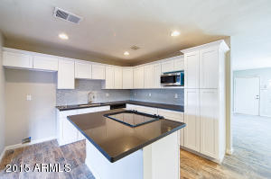 2034 E Palm Ln, Phoenix, AZ 85006 photo 10