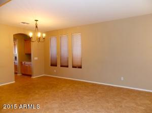 610 E Raven Ct, Gilbert, AZ 85297 photo 5