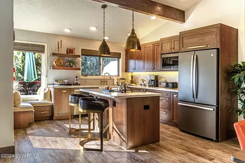 32 Running Springs Dr, Sedona, AZ 86351