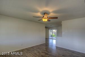 916 E Seldon Ln, Phoenix, AZ 85020 photo 2