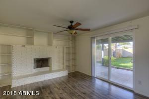 916 E Seldon Ln, Phoenix, AZ 85020 photo 4