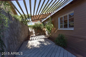 2535 E Highland Ave, Phoenix, AZ 85016 photo 12
