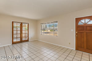 2535 E Highland Ave, Phoenix, AZ 85016 photo 2