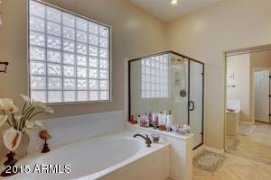 936 E Lodgepole Dr, Gilbert, AZ 85298 photo 16