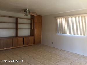 6329 N 37th Dr, Phoenix, AZ 85019 photo 4