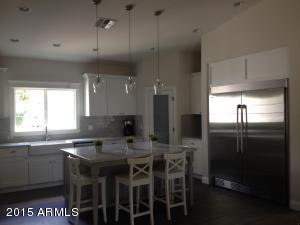 4233 E Cheery Lynn Rd, Phoenix, AZ 85018 photo 4