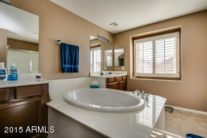 3865 E Gideon Way, Gilbert, AZ 85296 photo 32