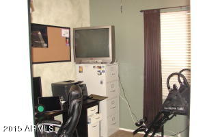 4636 E Briarwood Ter, Phoenix, AZ 85048 photo 11