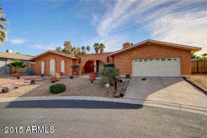 3143 E Malapai Dr, Phoenix, AZ 85028 photo 1