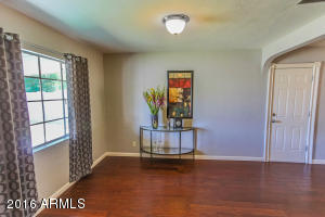 6131 N 18th Dr, Phoenix, AZ 85015 photo 5