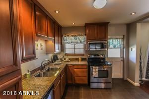 6131 N 18th Dr, Phoenix, AZ 85015 photo 2