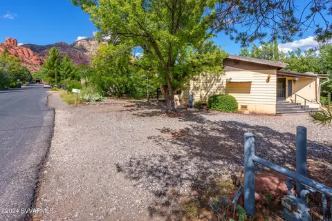 220 Stardust Ln, Sedona, AZ 86336