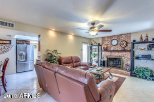 1209 E Campus Dr, Tempe, AZ 85282 photo 7