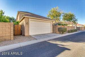 1907 S Sinova Ave, Gilbert, AZ 85295 photo 51