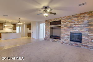 1907 S Sinova Ave, Gilbert, AZ 85295 photo 2