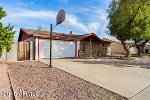 422 E La Donna Dr, Tempe, AZ 85283 photo 2