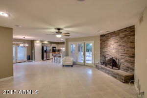 1814 E Harmont Dr, Phoenix, AZ 85020 photo 9