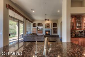 550 E Mountain Sage Dr, Phoenix, AZ 85048 photo 5