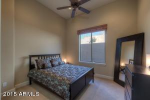550 E Mountain Sage Dr, Phoenix, AZ 85048 photo 22