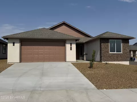 998 Sterling Ln, Cottonwood, AZ 86326