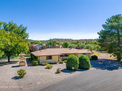 3659 E Sycamore Ln, Rimrock, AZ 86335
