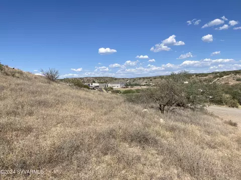 47004690 E Caren, Rimrock, AZ 86335