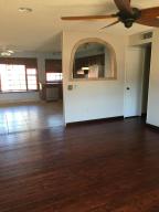 4042 E Dahlia Dr, Phoenix, AZ 85032 photo 1