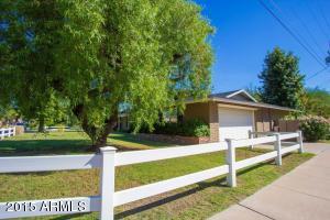 201 E Berridge Ln, Phoenix, AZ 85012 photo 9