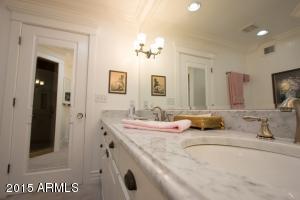 201 E Berridge Ln, Phoenix, AZ 85012 photo 52