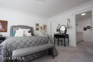 201 E Berridge Ln, Phoenix, AZ 85012 photo 48