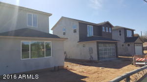 3855 Earll Dr, Phoenix, AZ 85018 photo 3