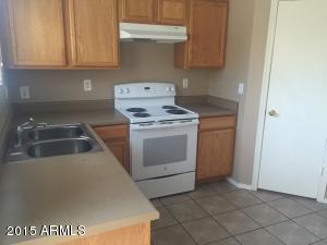 614 E Dekalb Ln, Phoenix, AZ 85040 photo 2