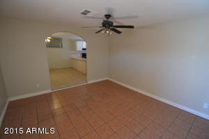 5352 W Earll Dr, Phoenix, AZ 85031 photo 3