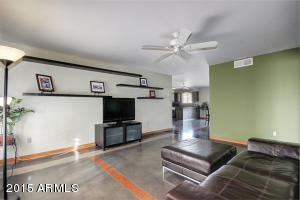 604 E Watson Dr, Tempe, AZ 85283 photo 3