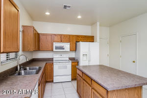 3038 E Kings Ave, Phoenix, AZ 85032 photo 2