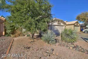 592 S Brett St, Gilbert, AZ 85296 photo 2