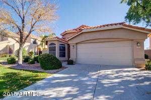 6343 E Redmont Dr, Mesa, AZ 85215 photo 2
