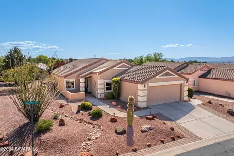 525 S Laguna Dr, Cornville, AZ 86325